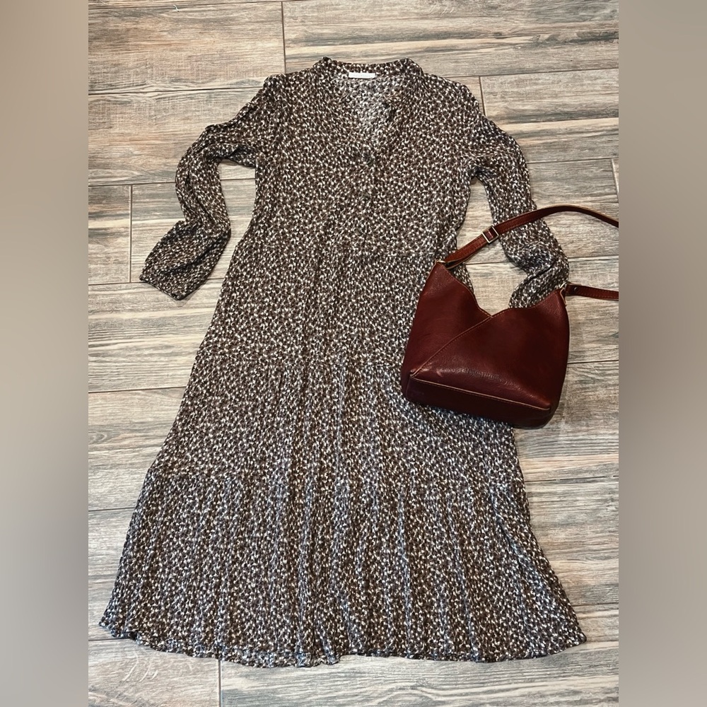 Neuflora Dress - Picture 2 of 5